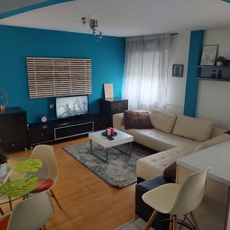 Studio Apartman Karler Karlovac Exterior foto